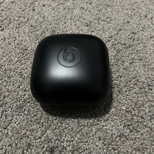 Beats by Dr. Dre Powerbeats Pro - CASE AND LEFT EARBUD ONLY
