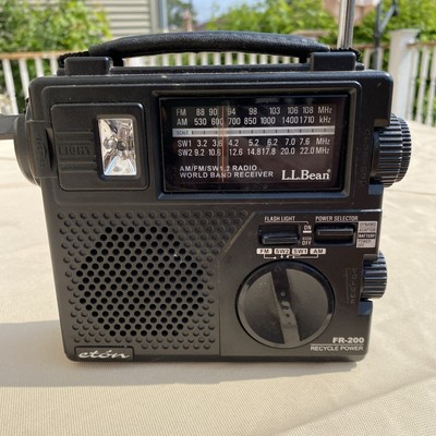 Eton LL Bean FR-200 Emergency Radio Hand Crank AM/FM/SW1/SW2 Radio w/Flashlight