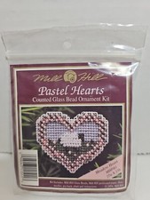 Vintage Mill Hill 1994 Ornament Counted Glass Bead Kit Pastel Meadow Heart MHPH1