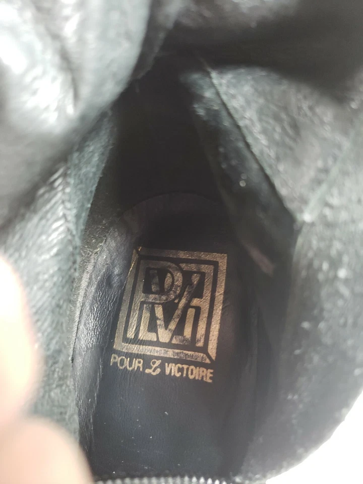 Pour la Victoire, Preto, Couro Completo, Botas de Salto, Empilhadas, Femininas Tamanho 8,5 - Imagem 4 de 4