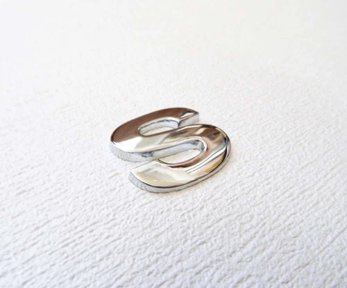 LETTER S FULL METAL SILVER 3D SELF-ADHESIVE CAR BADGE HOME EMBLEM STICKER