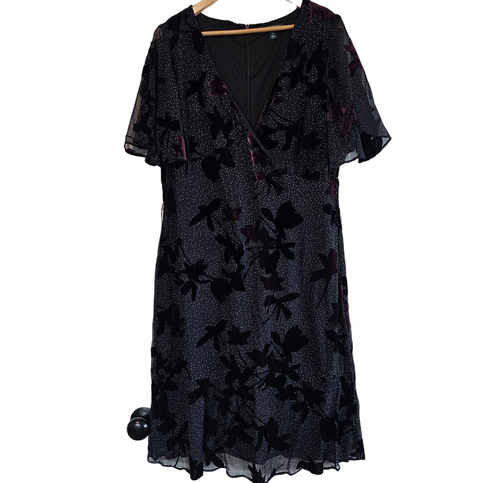 Lauren Ralph Lauren Dress Womens Size 14 Black Floral Velvet Stretch V-Neck Midi