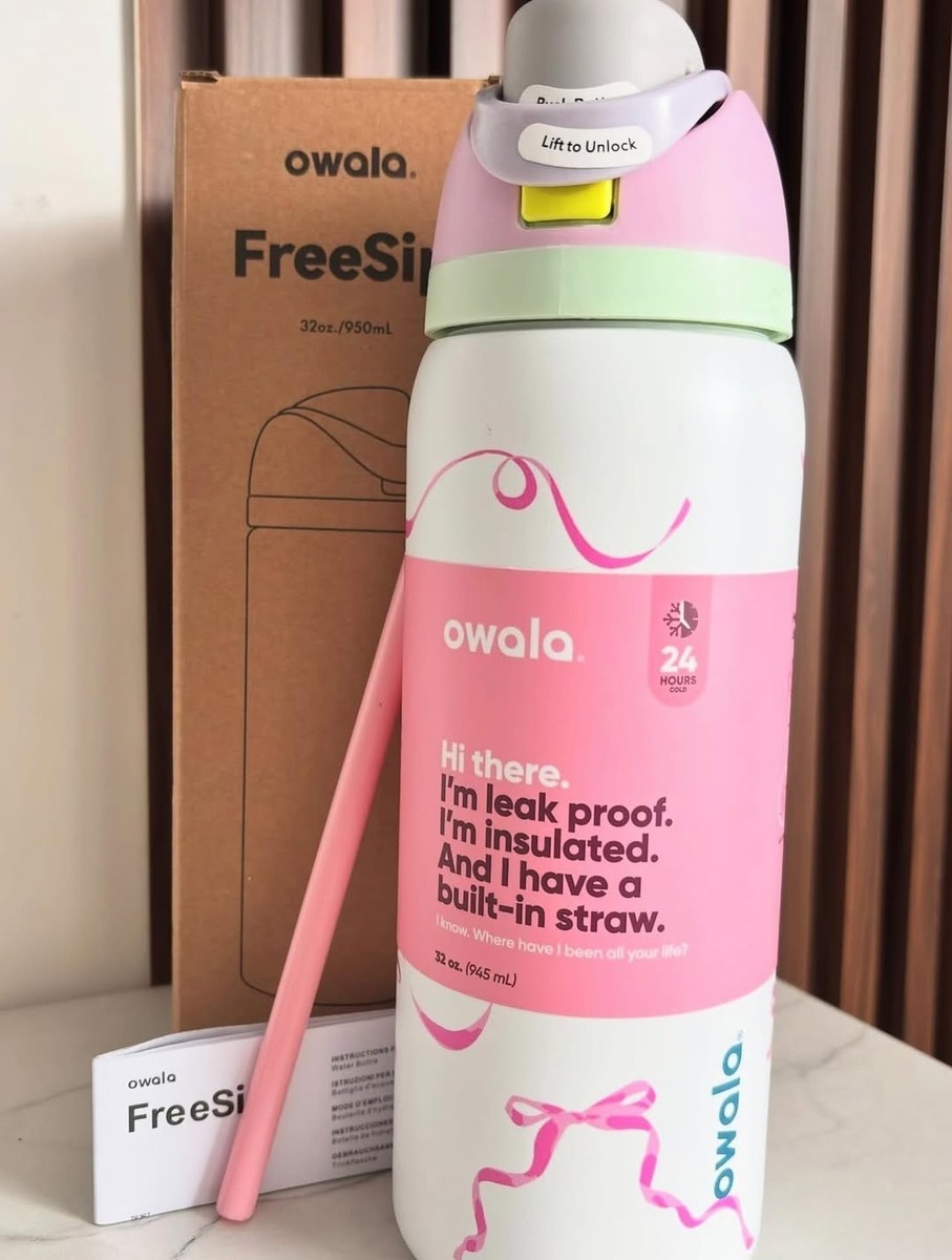 Owala FreeSip 32oz Insulated Water Bottle - Pink Bows Limited