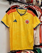 CAMISETA HOMBRE AMARILLA SELECCION COLOMBIA 2026 JERSEY -REPLK-VERSION FAN