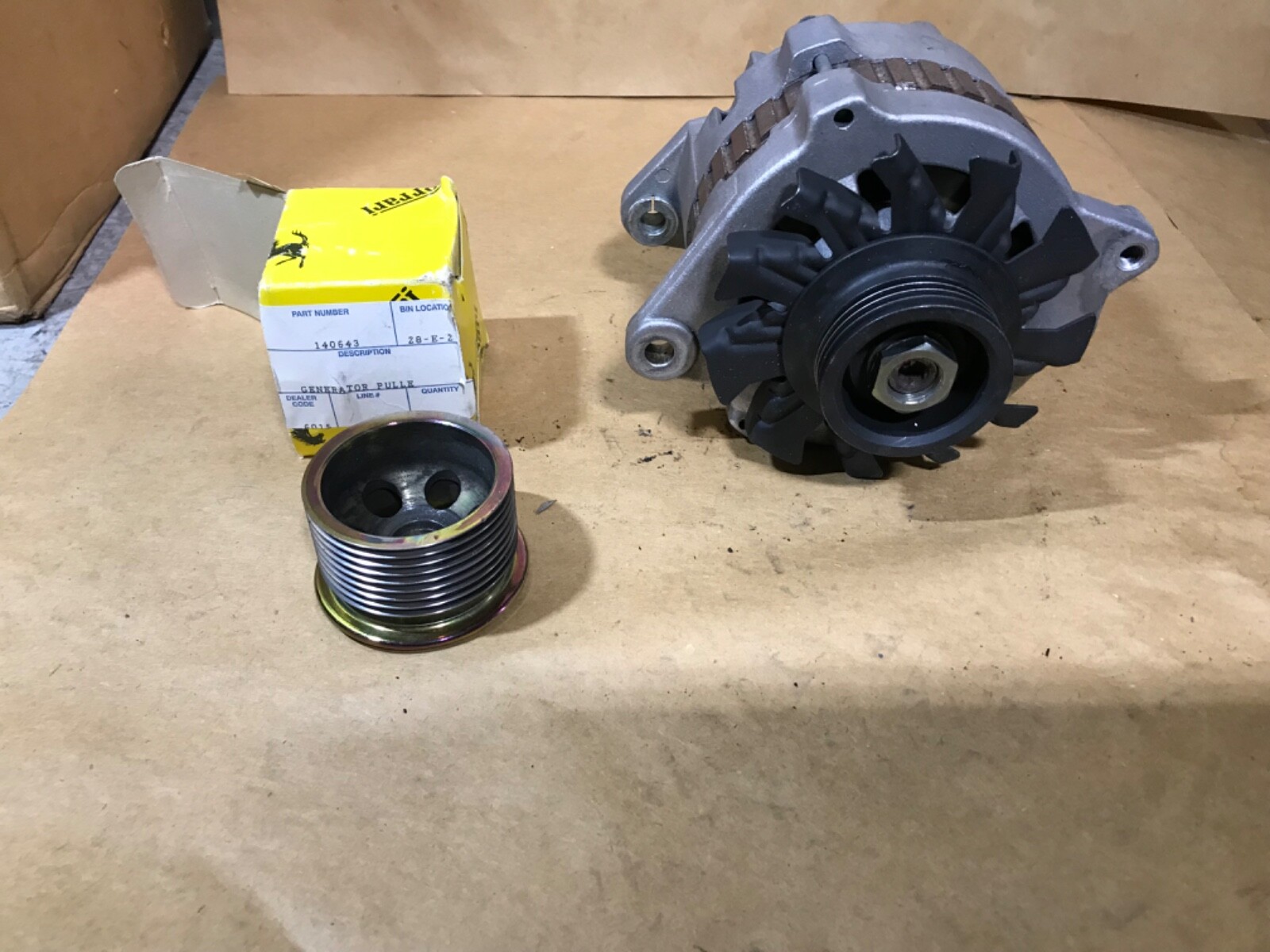 Ferrari 348 alternator with extra pulley 140643