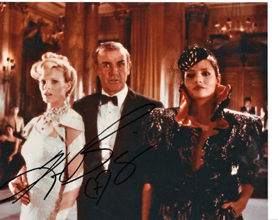 KIM BASINGER JAMES BOND AUTHENTIC AUTOGRAPH NEVER SAY NEVE AGAIN 10-8 SIGNED COA