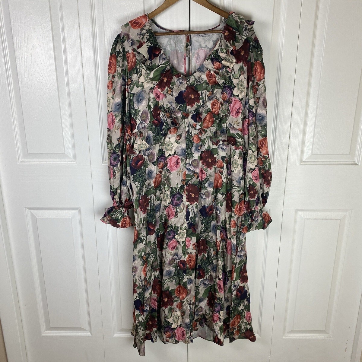 & other stories floral maxi dress Voluminous Pleated Detail Maxi Dress - Light Yellow/Red Floral Print