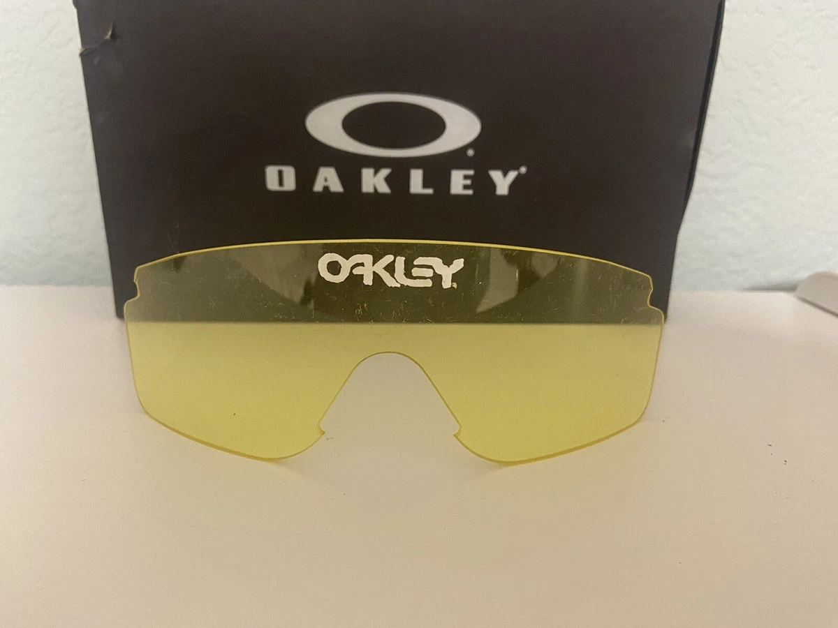 OAKLEY vintage Blades yellow Lens Iridium