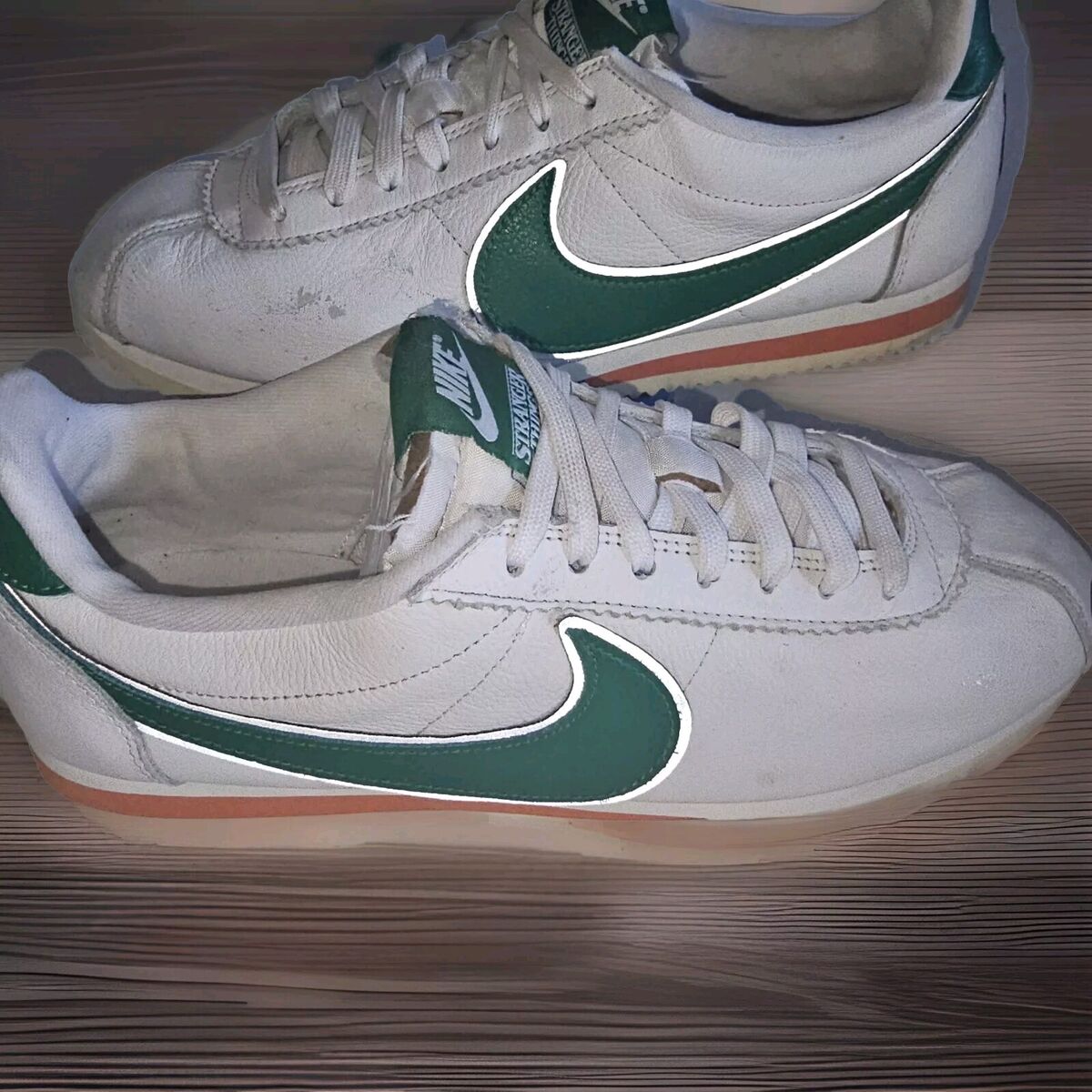 Nike Cortez x Stranger Things Hawkins - Size 10 ( Cj6106-100 Nike Cortez x Stranger Things Hawkins - Size 10 ( Cj6106-100