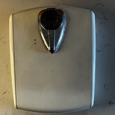 Vintage BORG Bathroom Scale 260LB Weight Bubble Glass, Made in USA used