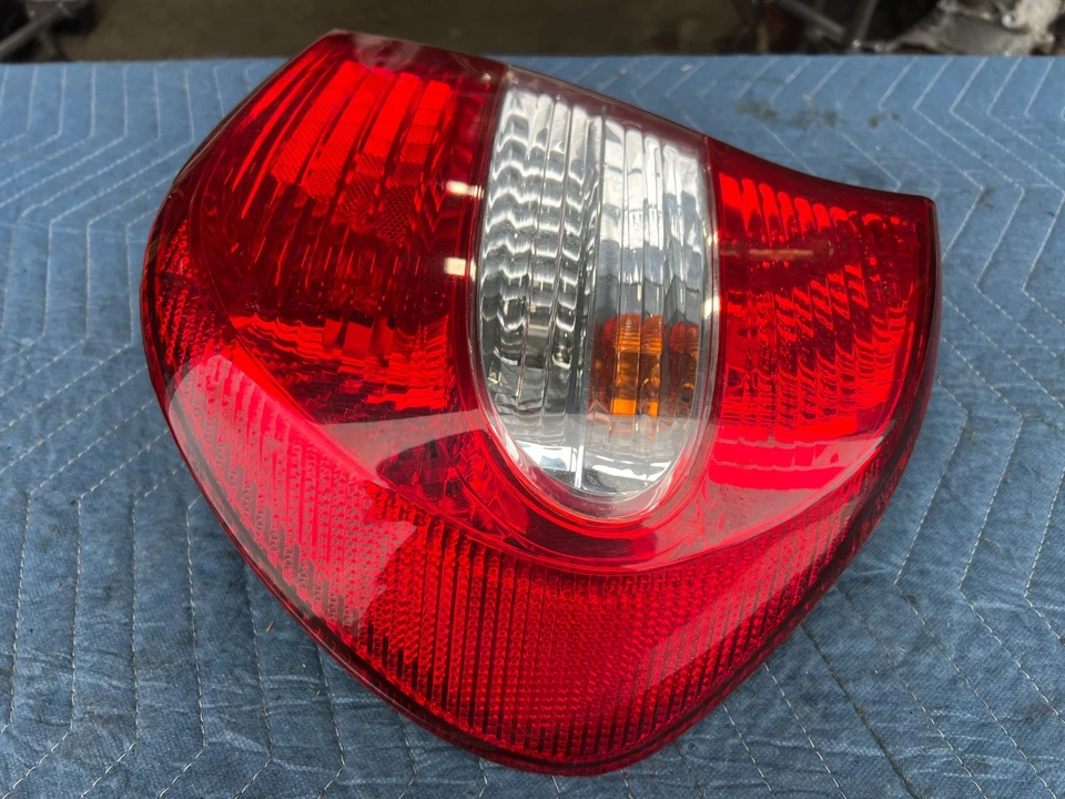 2002 - 2006 年丰田凯美瑞 LH 右握 PR 后左尾灯组件 原始设备制造商 #94DU — 第 4/4 张图片