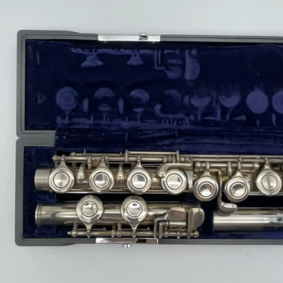 管楽器・吹奏楽器 YAMAHA YFL-31 YAMAHA YFL-31 Sterling Silver Flute with Hard Case Head Tube Flute