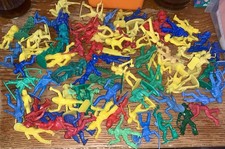 Vtg. Large Lot of 80 Plastic Cowboys Indians Toys Different Poses From 1960's