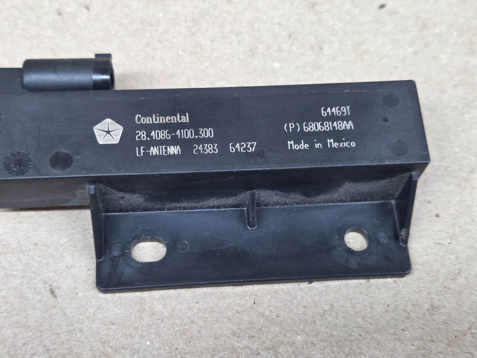 18-24 Jeep JL Wrangler OEM Passive Entry Module 68068148AA, Charger Challenger thumbnail 3