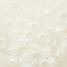 6/0 TOHO ROUND Ceylon Snowflake Seed Bead (8g)