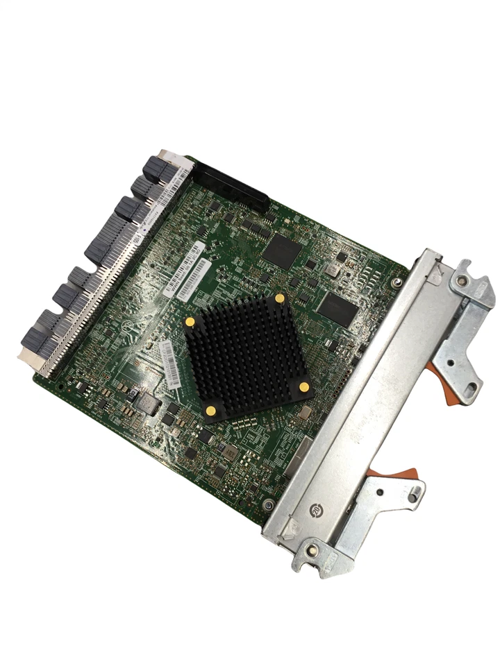 EMC 303-396-000B-00 12Gb SAS LCC Controller for Unity 25-Bay 2U DAE D3122FAF - Image 4 of 4