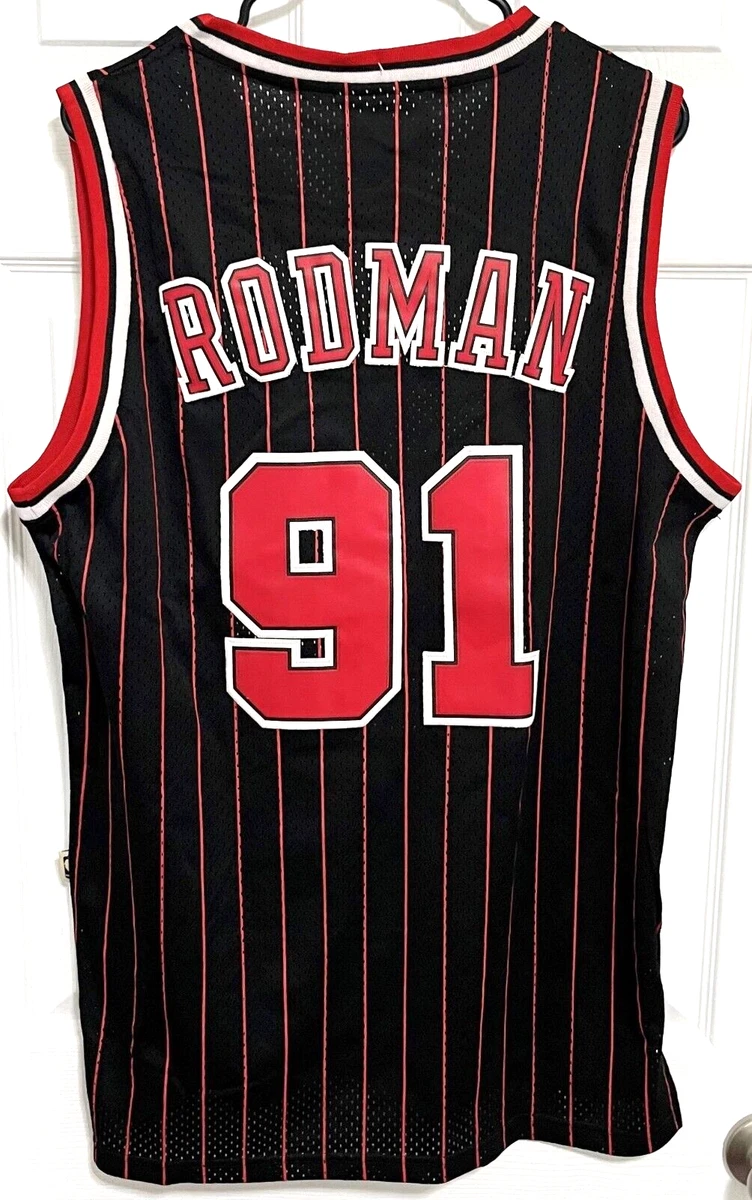 Preços baixos em Adidas Dennis Rodman Chicago Bulls Roupas e