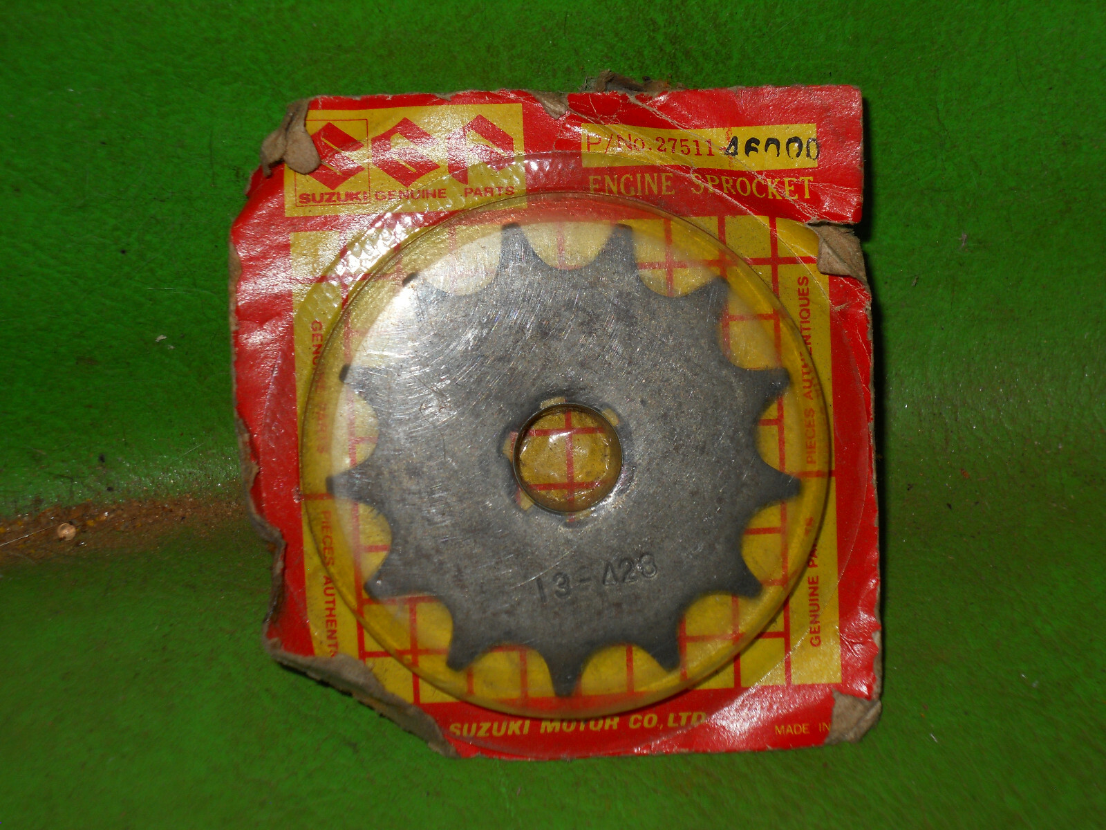 SUZUKI DR-Z70 DS80 RM80 1977-81 ENGINE SPROCKET 13-TEETH OEM # 27511-46000