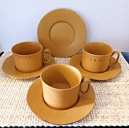 Bennington Potters Vermont Tawny Mustard 3 Mugs 1626 & 4 Saucers 1627