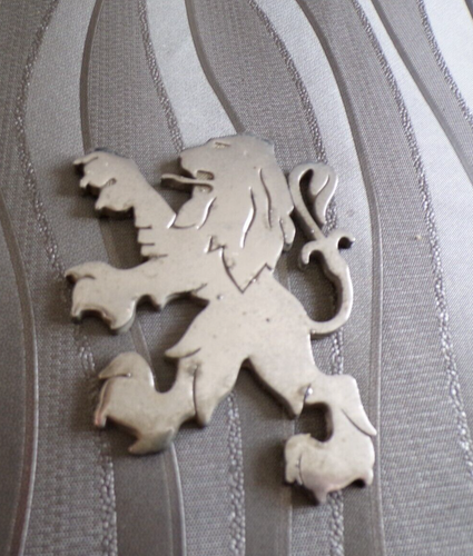 Décoration de calandre Peugeot - Lion - années 70 - vintage - ancien - Collection