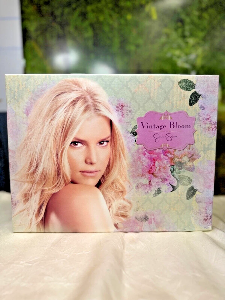 JUEGO DE REGALO VINTAGE BLOOM BY JESSICA SIMPSON (NUEVO CON CAJA Y PRECINTADO) Foto 2 de 4