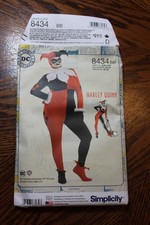 Simplicity 8434 DC Comics Harley Quinn Costume Pattern Women's Size 20W-28W UC