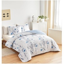 Reversible Quilt Set with Pillow Shams