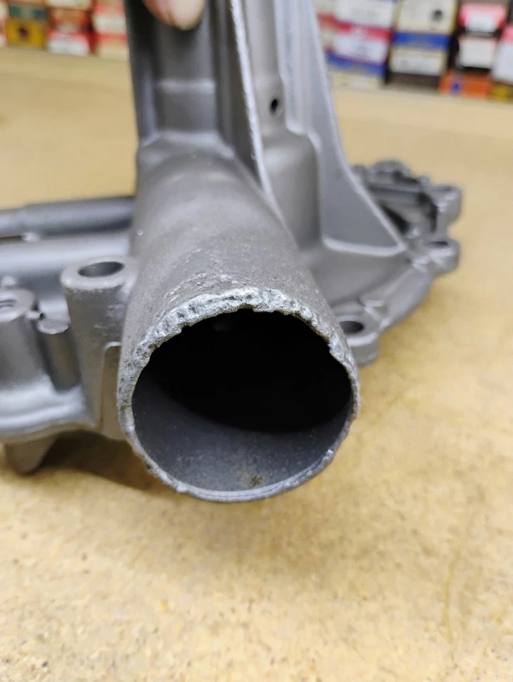 Bomba de agua reconstruida Ford Falcon 1963 1964 OEM C4OE-8505A 12 puntos 63 Foto 3 de 4