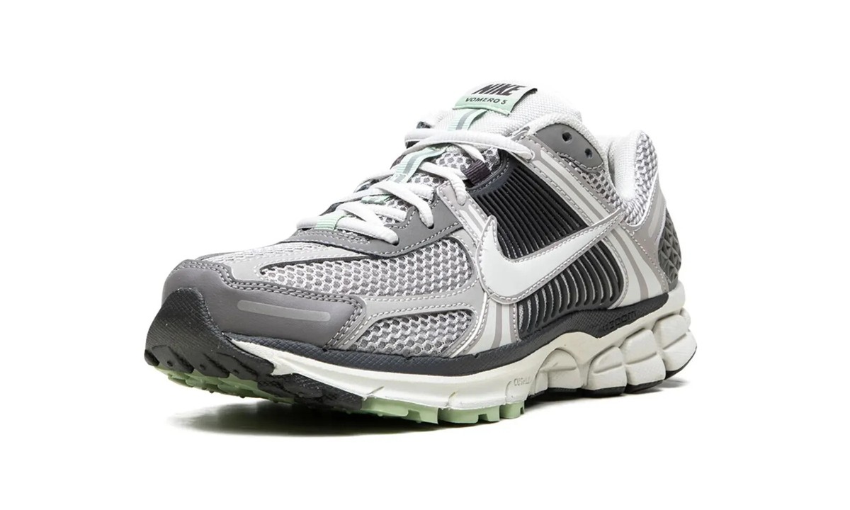Nike Zoom Vomero 5 Cobblestone Flat Pewter FB8825-001 Womens