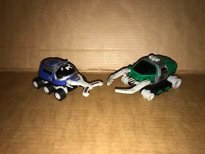 2 Big Bad Beetleborgs AV Vehicles - Blue Stinger, Green Hunter