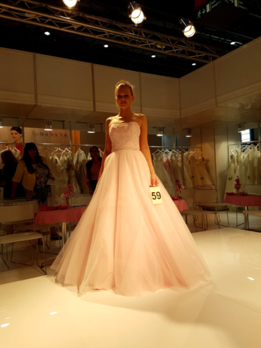 Ballkleid, Brautkleid Hochzeitskleid wunderschön rosa Größe 42 - Bild 1 von 2