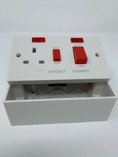 White 2Gang Spur Cooker DP Switched Wall Socket & 47mm Surface Pattress Back Box