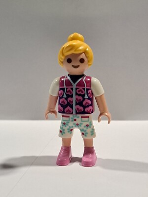 Figurine Playmobil Fille - Cheveux Blonds, Short, Occasion, Pour Compléter Ta Collection