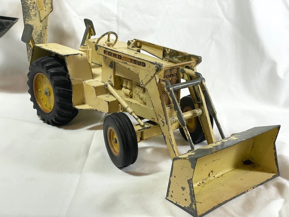 Vintage Steel Large 1/12 Scale Ertl Ford 7500 Front Loader Backhoe Tractor READ - Image 3 of 4