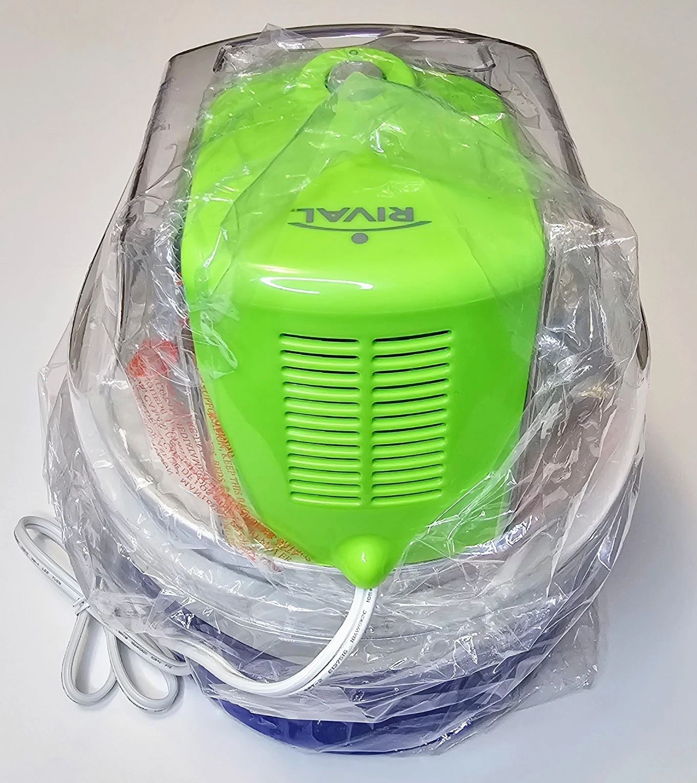 Rival 1.5 Quart Gel Canister Ice Cream Maker GC9155