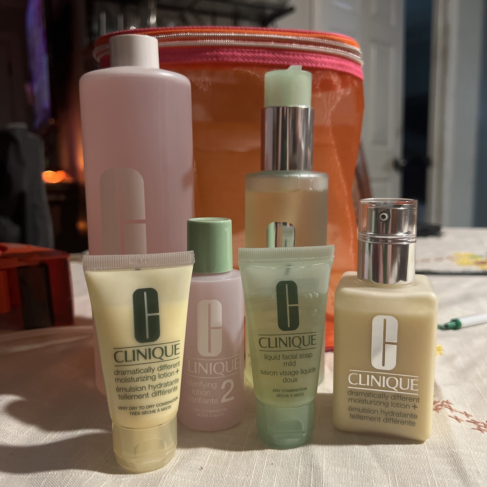2 487ml Liquid Facial Soap Mild, Gift Set 8 Pc Set