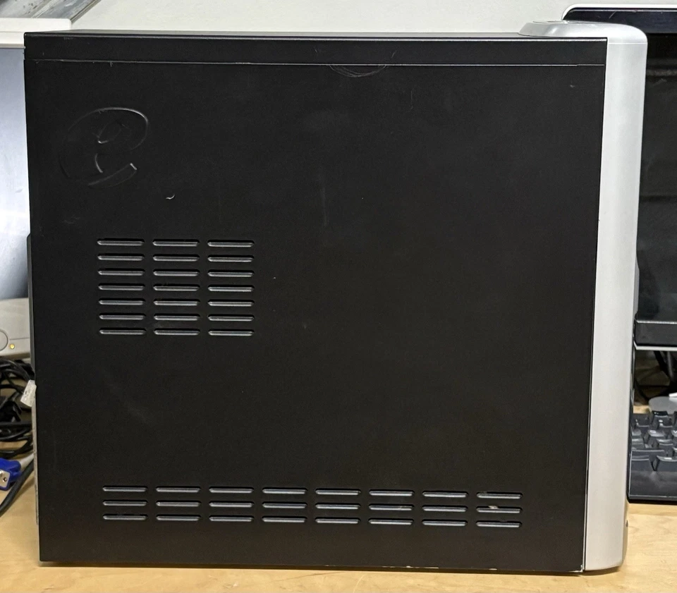 eMachines T3656 & Windows XP Pro - Image 2 of 4