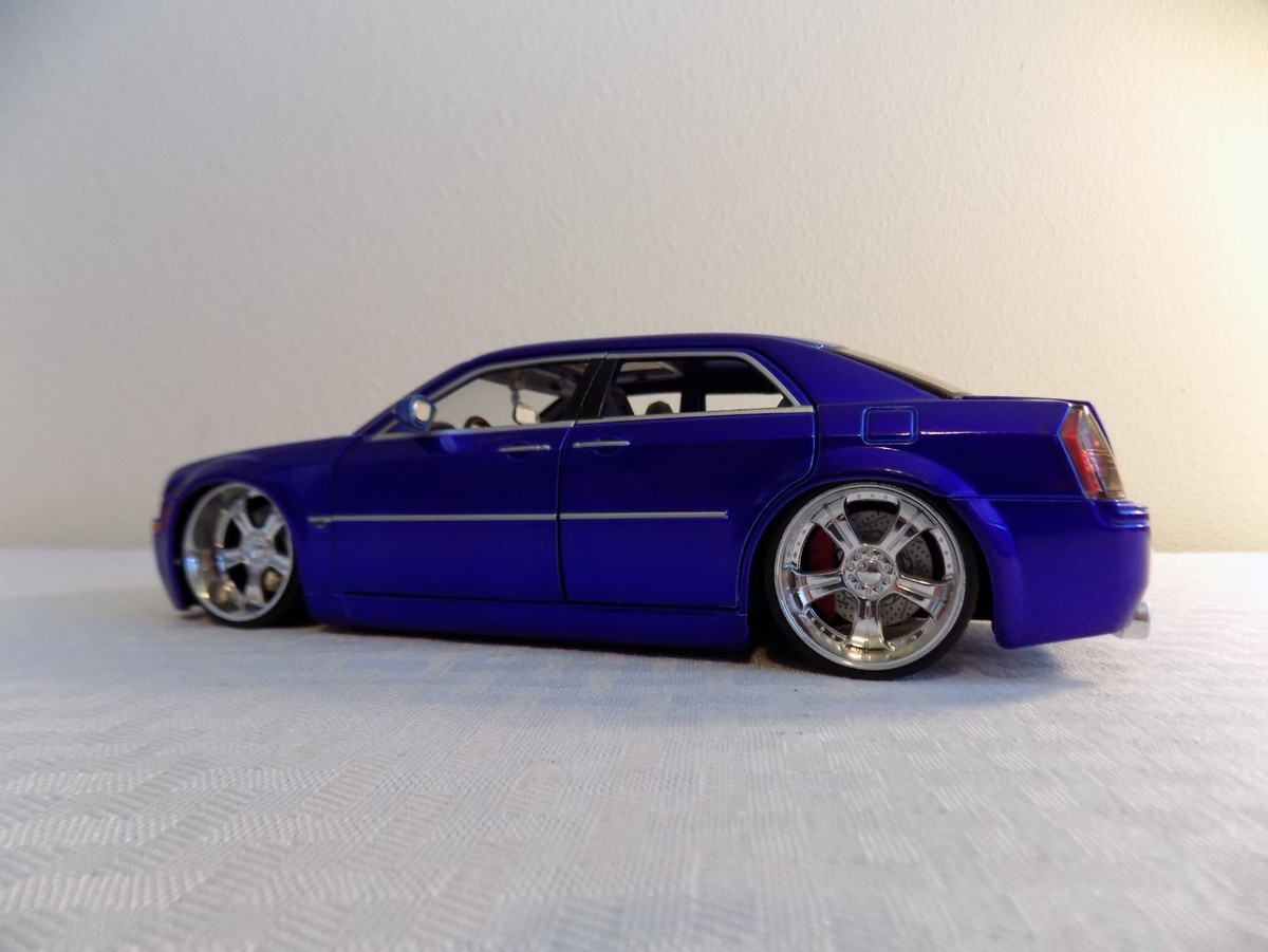 JADA DUB CITY 2005 CHRYSLER 300 C HEMI 1:24 DIECAST CAR BLUE | eBay