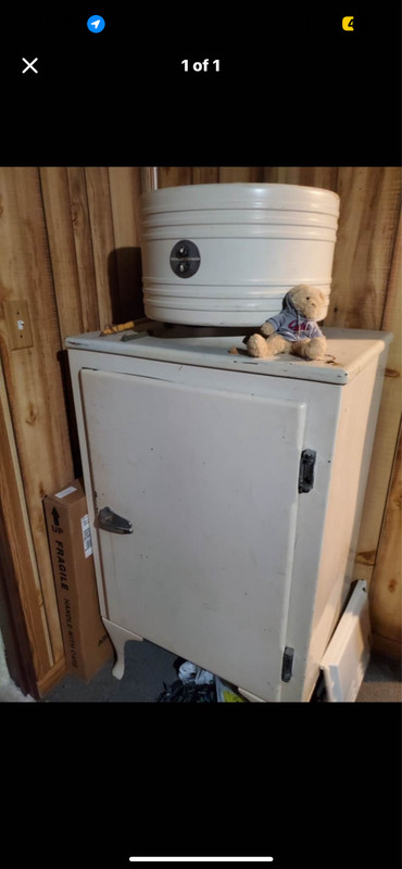 1930s GE electric motor top refrigerator  (working order, still gets cold)
