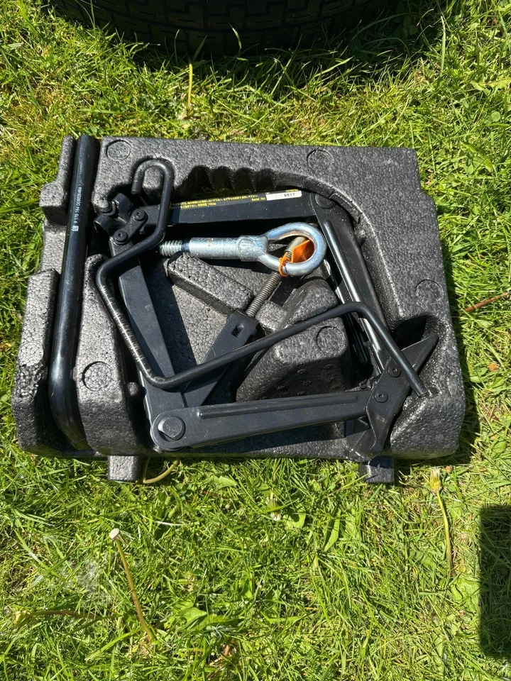 Notrad + Wagenheber + Pannenset für Saab 9-3 – Komplettset für Notfälle - Bild 2 von 2