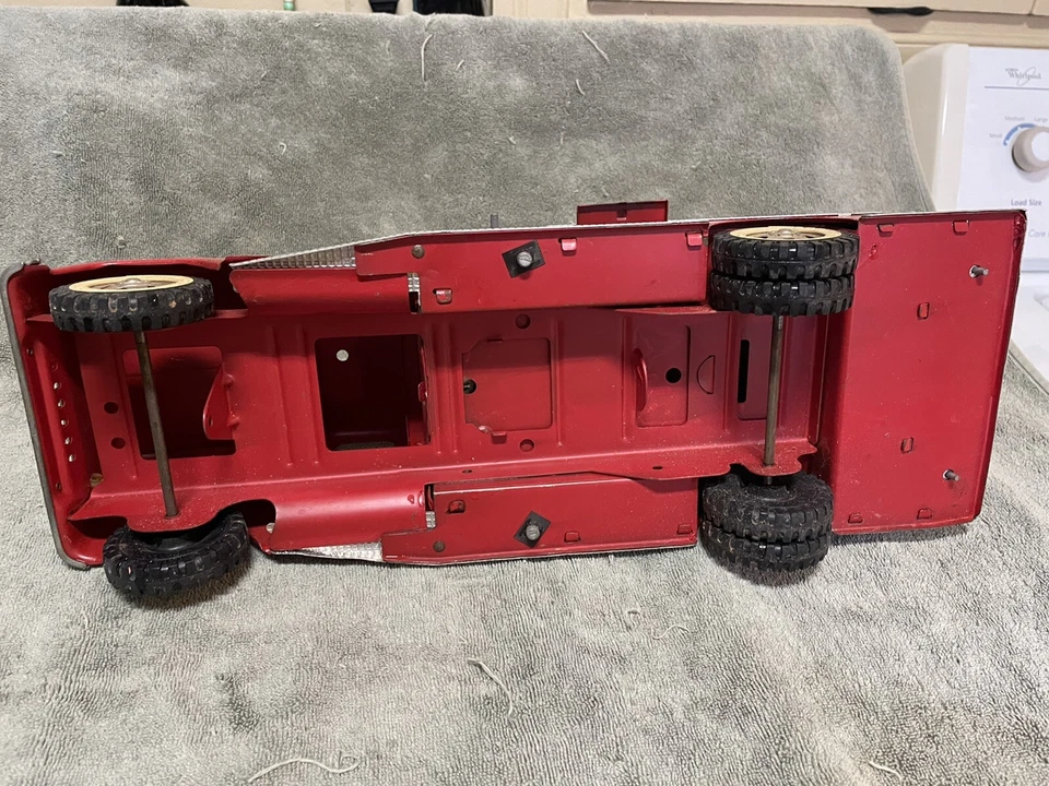 Tonka 5号泵梯消防车压钢美国缺失零件 — 第 4/4 张图片