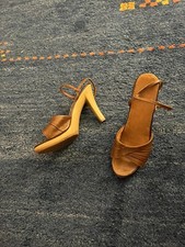 Vintage leather heels size 7 womens shoe