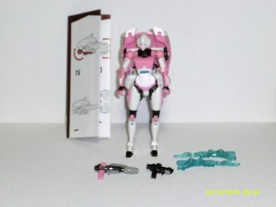 Transformers Generations 30th Thrilling 30 Deluxe ARCEE 100% Complete