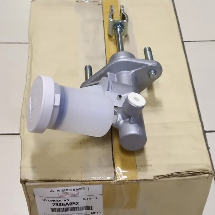 2345A052 Genuine Mitsubishi CYLINDER CLUTCH MASTER | eBay