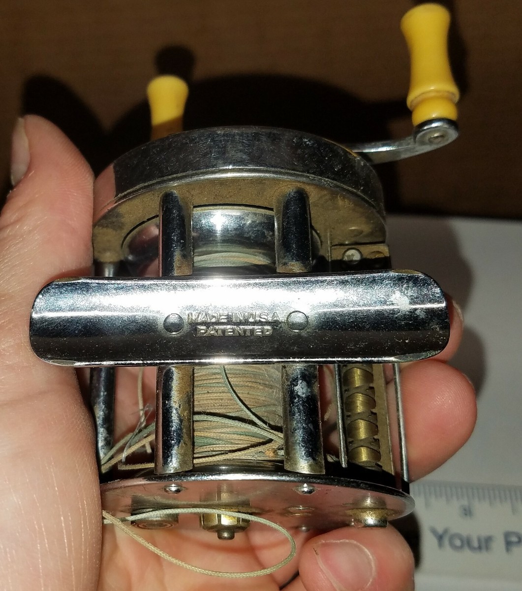 Vintage South Bend No.300 Model D Anti-Back-Lash Level Wind