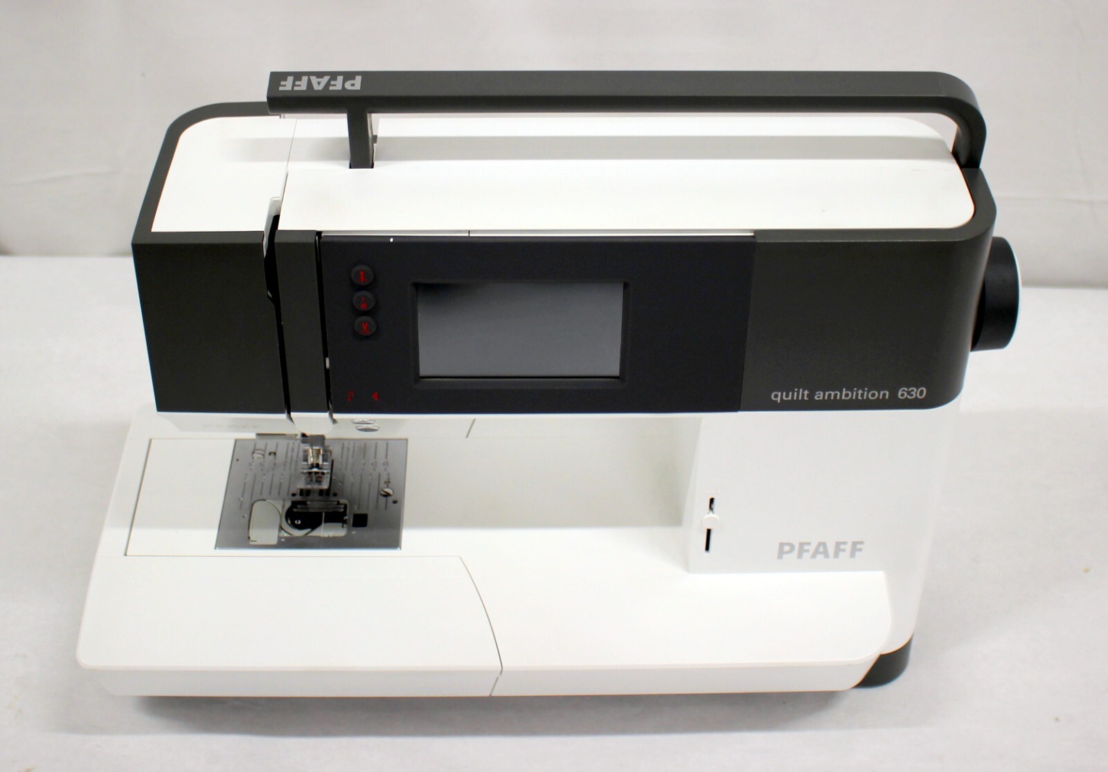 Pfaff Quilt Ambition 630 Sewing Machine With Foot Pedal and Power Cord