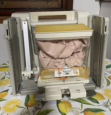 Silver Reed MK70 Fold Up Mid Gauge knitting Machine