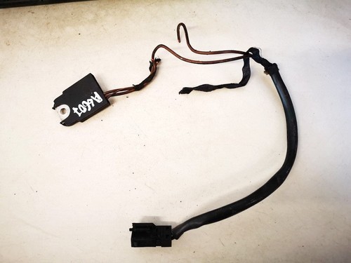 8364523 Sicherungen  BMW 7-Series DE1331357-28