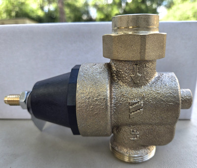 Watts 3/4 in. Brass MPT x FTP Pressure Reducing Valve - LFN45BM1