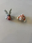 Goldeen & Seaking TOMY Pokemon Figures CGTSJ 1999 Nintendo 2" - Vintage